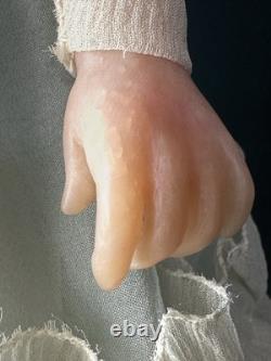 Poupée en polymère Fimo collection unique par l'artiste Edna Dali