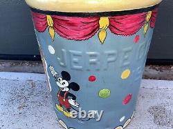 Rare D'une Sorte D'antique Disney / Mickey Mouse Peinte À La Main 1930 10 Gal Lait Jug