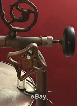 Rare Lampe Vintage Suspendue À La Nulite National Stamping Company À Chicago Unique En Son Genre