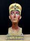 Reine égyptienne Néfertiti, Un Exemplaire Unique Fabriqué En Égypte.