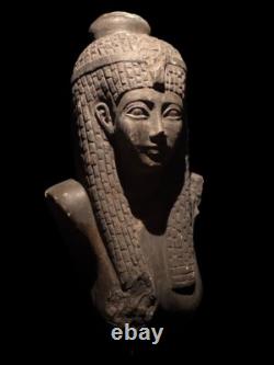 Réplique Unique Statue de la Reine Cléopâtre Égyptienne Musées Égyptiens Art Déco