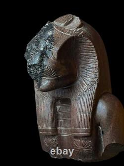 Réplique unique d'un artefact égyptien pour la déesse Sekhmet, statuette faite main