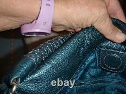 Sac à main en cuir brodé Brighton Teal Nina avec poche CCW et doublure super douce à 425 $