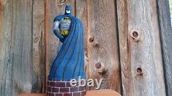 Sculpture en bois de Batman, pièce unique, sculptée par moi à partir d’une seule bûche