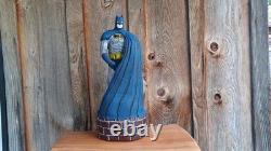 Sculpture en bois de Batman, pièce unique, sculptée par moi à partir d’une seule bûche