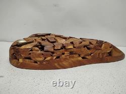 Sculpture en bois faite main, unique, cœur découpé et superposé, réunie.