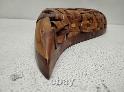 Sculpture en bois faite main, unique, cœur découpé et superposé, réunie.