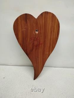 Sculpture en bois faite main, unique, cœur découpé et superposé, réunie.