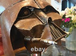 Sculpture en métal recyclé de Darth Vader de Star Wars, VRAIMENT UNIQUE en son genre