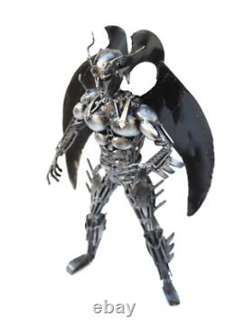 Sculpture en métal scrap Devilman Objet de décoration intérieure Cadeaux de Noël uniques