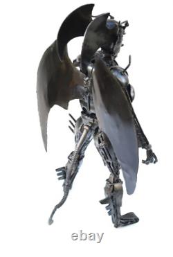 Sculpture en métal scrap Devilman Objet de décoration intérieure Cadeaux de Noël uniques