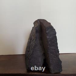 Spécimen de collection naturel rare et unique en son genre, accrocheur en pierre.