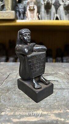 Statue Pharaonique Vintage Antique Unique Scribe Assis en Pierre Solide Av. J.-C.