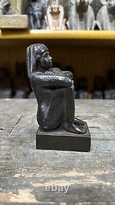 Statue Pharaonique Vintage Antique Unique Scribe Assis en Pierre Solide Av. J.-C.