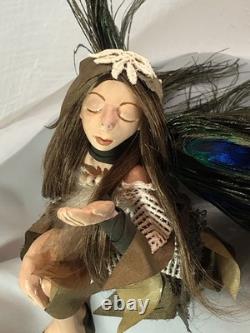 Statue de fée - Pièce unique - Repeinture UnaVintage par l'artiste, Celeste D. Craven