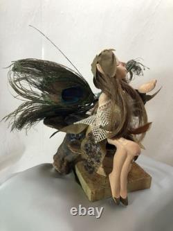 Statue de fée - Pièce unique - Repeinture UnaVintage par l'artiste, Celeste D. Craven