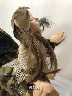 Statue de fée - Pièce unique - Repeinture UnaVintage par l'artiste, Celeste D. Craven