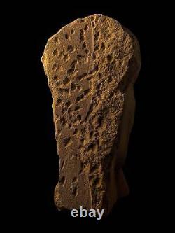 Statue unique sculptée à la main pour le roi égyptien Akhenaton, détails manifestes