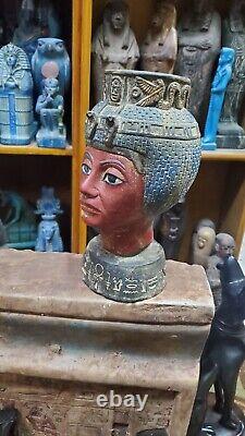 Statuette Unique Fait à la Main de la Reine Égyptienne Tiye en Pierre, Statue de Déesse