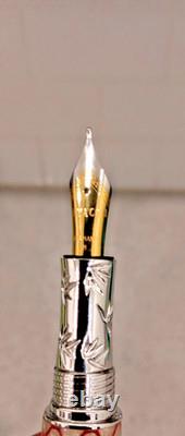 Stylo Plume Oriental en Bois Sculpté, Unique en Son Genre. Fabriqué avec des Strass.