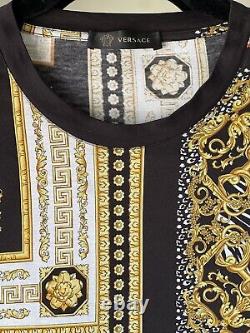 T-shirt Gianni Versace avec impression Médusa Taille L Collection 2018 Unique en son genre