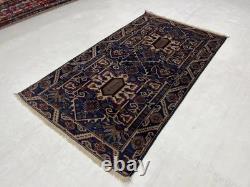 Tapis antique collectible unique 4x7 fait main teintures végétales laine