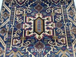 Tapis antique collectible unique 4x7 fait main teintures végétales laine