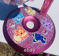 UNIQUE. Infuseur de gravité personnalisé décoré sur le thème rose d'Eeveelution