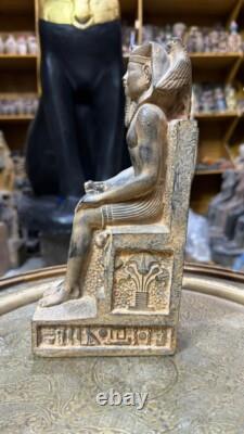 UN MAÎTRE-PIECE ANTIQUE ÉGYPTIEN RARE STATUE DU ROI RAMSES II AVANT JC