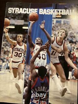 Un Des Genres 1982/83 Signé Syracuse Orange Basketball Yearbook Rautins Bruin +