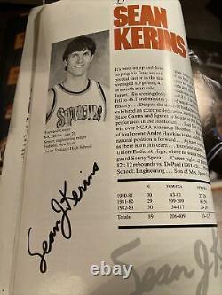 Un Des Genres 1983/84 Signé Syracuse Orange Basketball Yearbook Pearl +