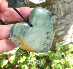 Un Kind Énorme Rarest Nz Pounamu Greenstone Image Jade Collier Coeur Maori
