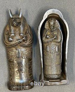 Un cercueil unique des rites funéraires pharaoniques du dieu de la mort Anubis,  avant J.C.