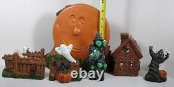 Un-of-a-kind Vintage Halloween Ceramic Village Witches Ghost Haunted Tre