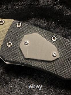Un prototype de couteau Rhino Folder PML unique en son genre