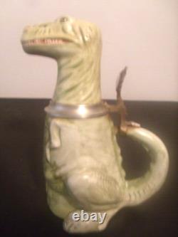 Une chope dinosaure allemande unique en son genre