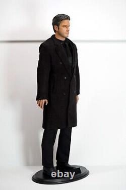 Une figurine unique sur mesure de 1/6 de Ben Affleck en tant que Bruce Wayne Batman, pas de la marque Hot Toys