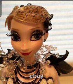 Une poupée Elsa sombre et gothique unique en son genre, édition limitée 17 de Frozen Disney