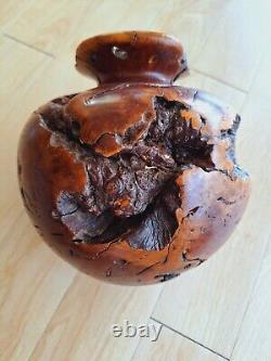 Vase en bois de burl de redwood Manzanita de Muir Woods VTG signé par l'artiste Dave Kindley MCM