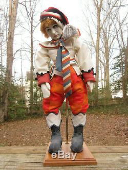 Vintage Clown Pierrot Poupée Sur Le Stand 23 Figure One-of-a-kind Très-vie Comme