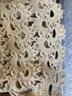 Vintage Maine Crochet Couvre-lit Laine Fait Main De Mouton Du Maine. C'est Une Sorte De Gentillesse.