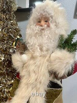 Vintage Unique 1995 Linda Randall Santa Quilté en Bois Signé